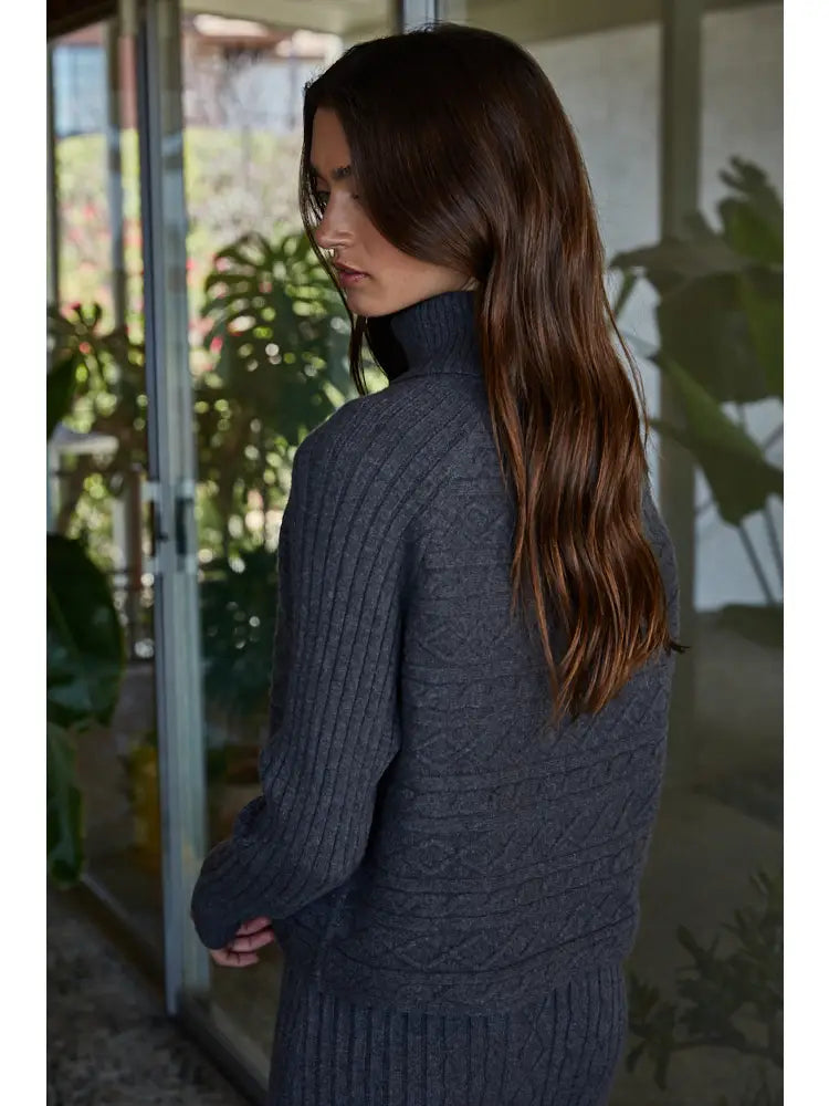 Turtleneck Raglan Pullover Top
