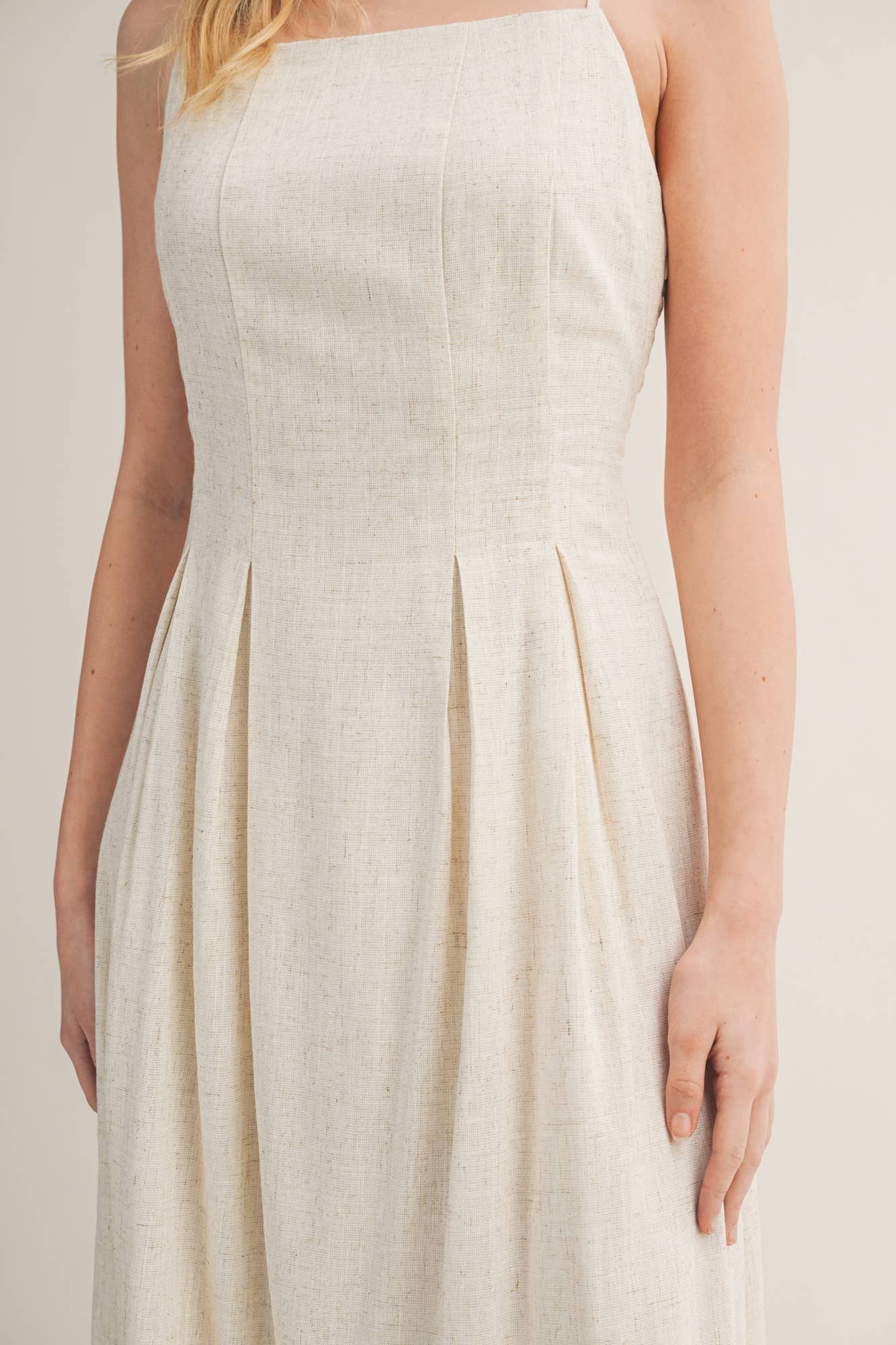 Seamed Bodice Pleated Midi Dress