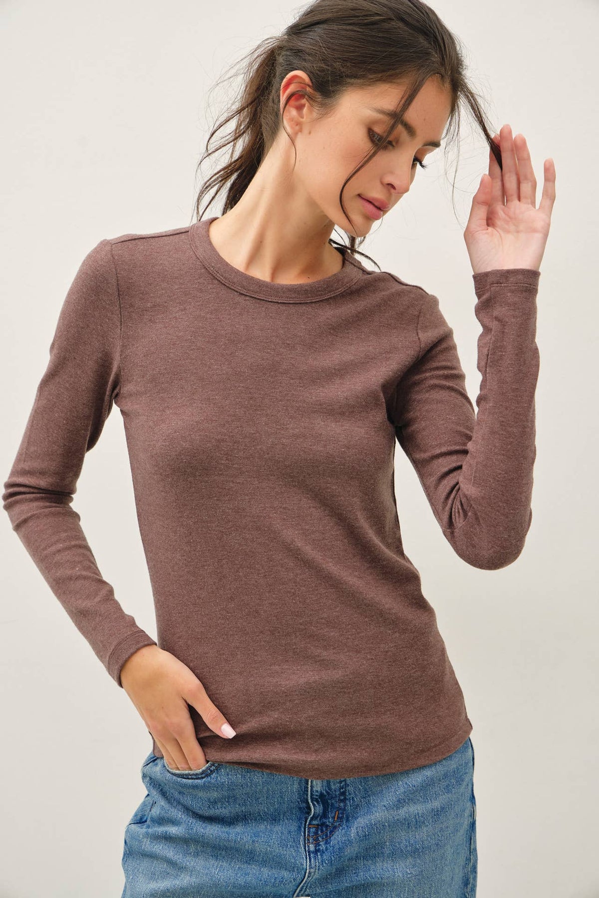 Women's mauve brown long sleeve slim fit crew neck knit top