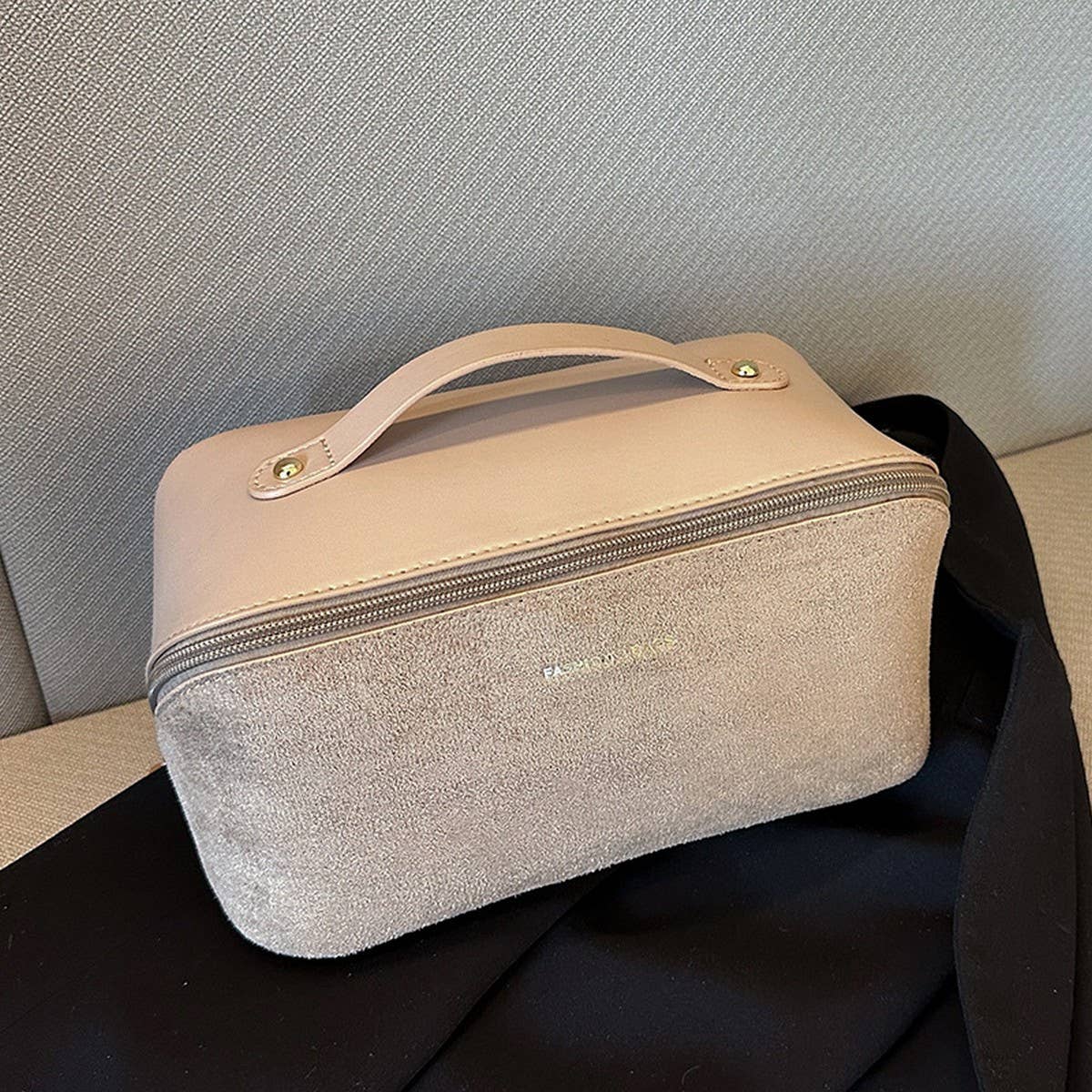PORTABLE LARGE-CAPACITY FLAT-LAY COSMETIC BAG_CWAB4373