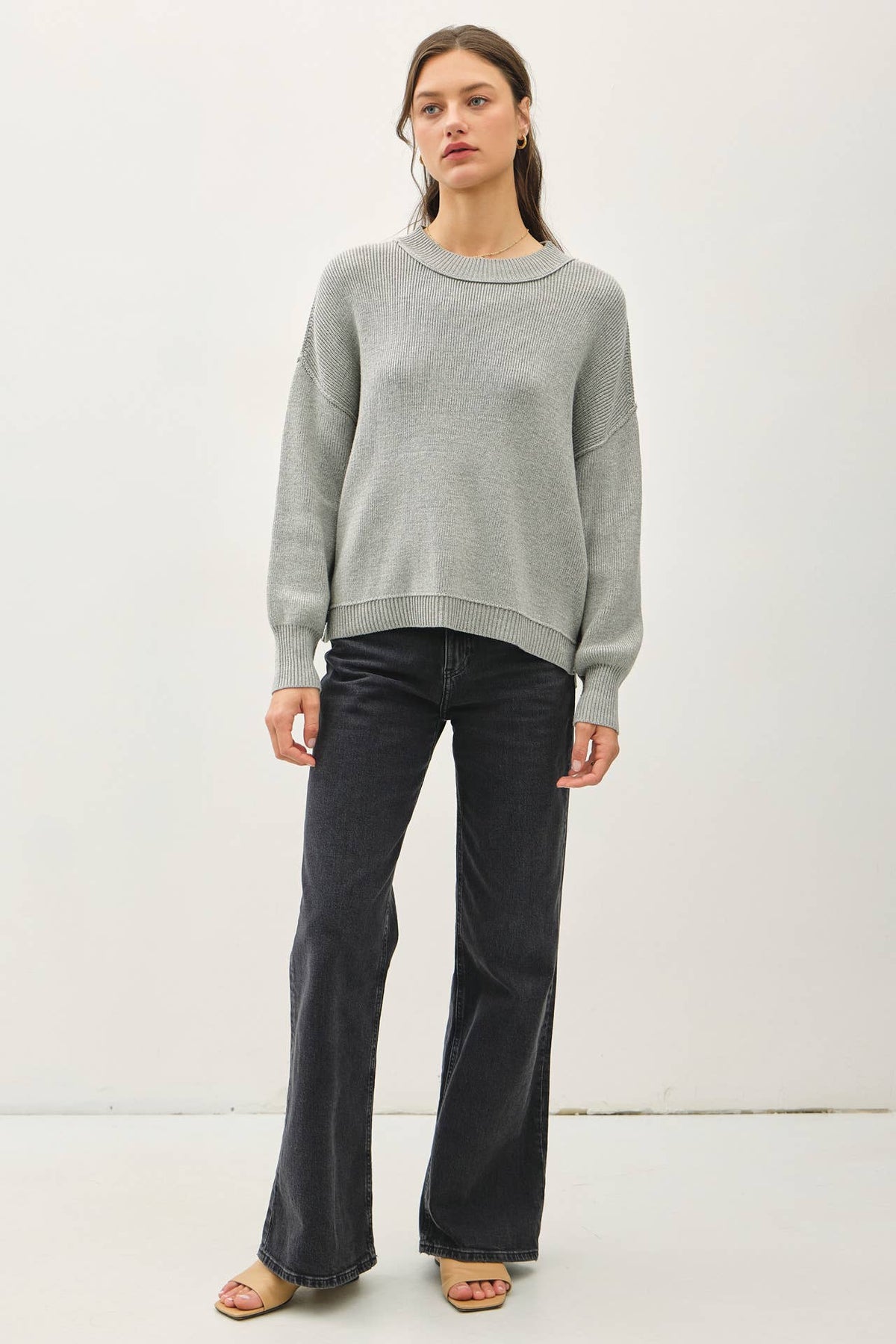 Be Cool relaxed ribbed knit sweater in heather gray with crew neck and long sleeves