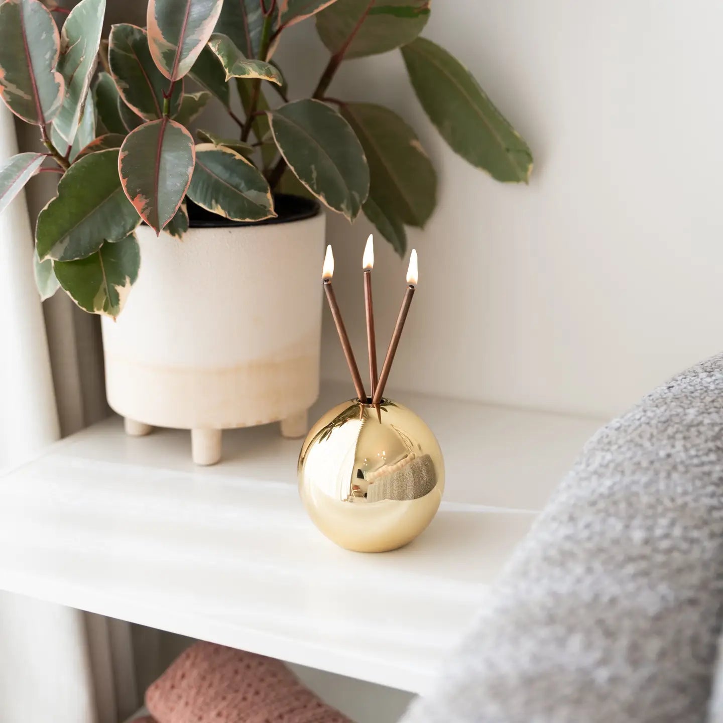 Neva Everlasting Vase Gold Metallic