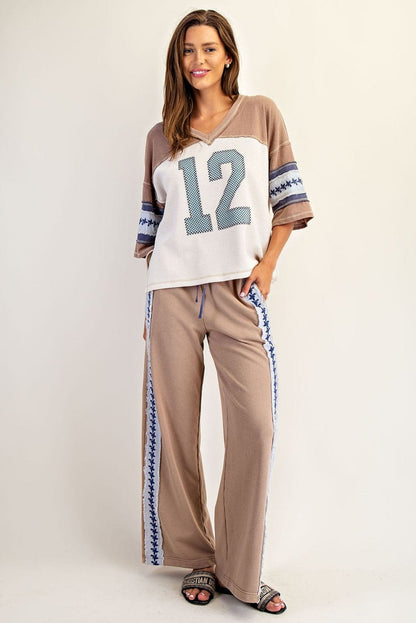 Frayed Side Trim Straight Leg Pants