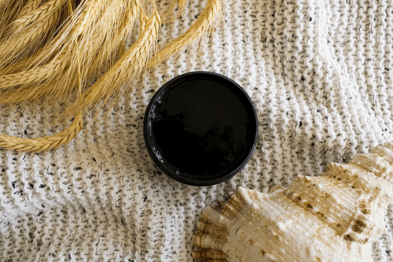 Dixie Belle Paint Co - Silk® All-in-one Mineral Paint