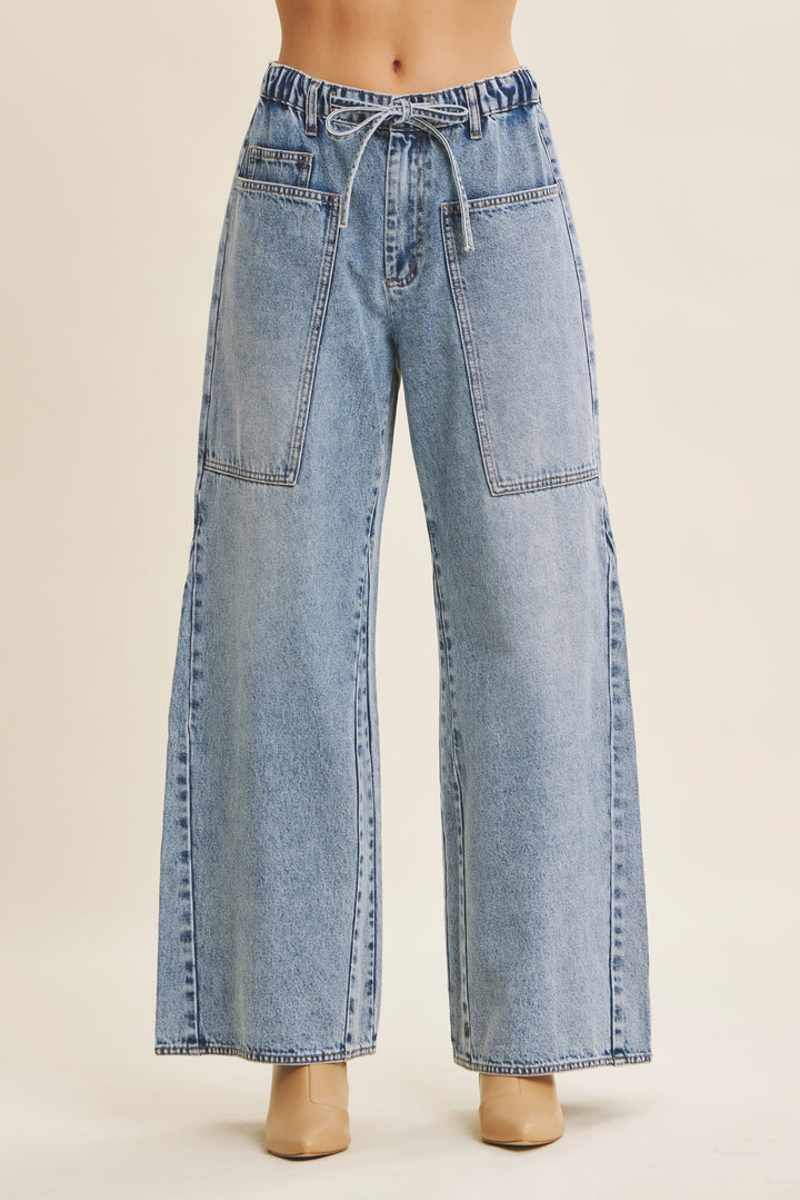 Ease Denim Washed Oversized Wide-leg Jeans